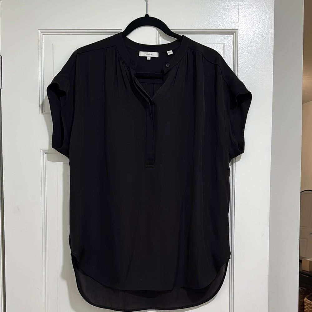 Vince Black Short Sleeve Flowy Blouse